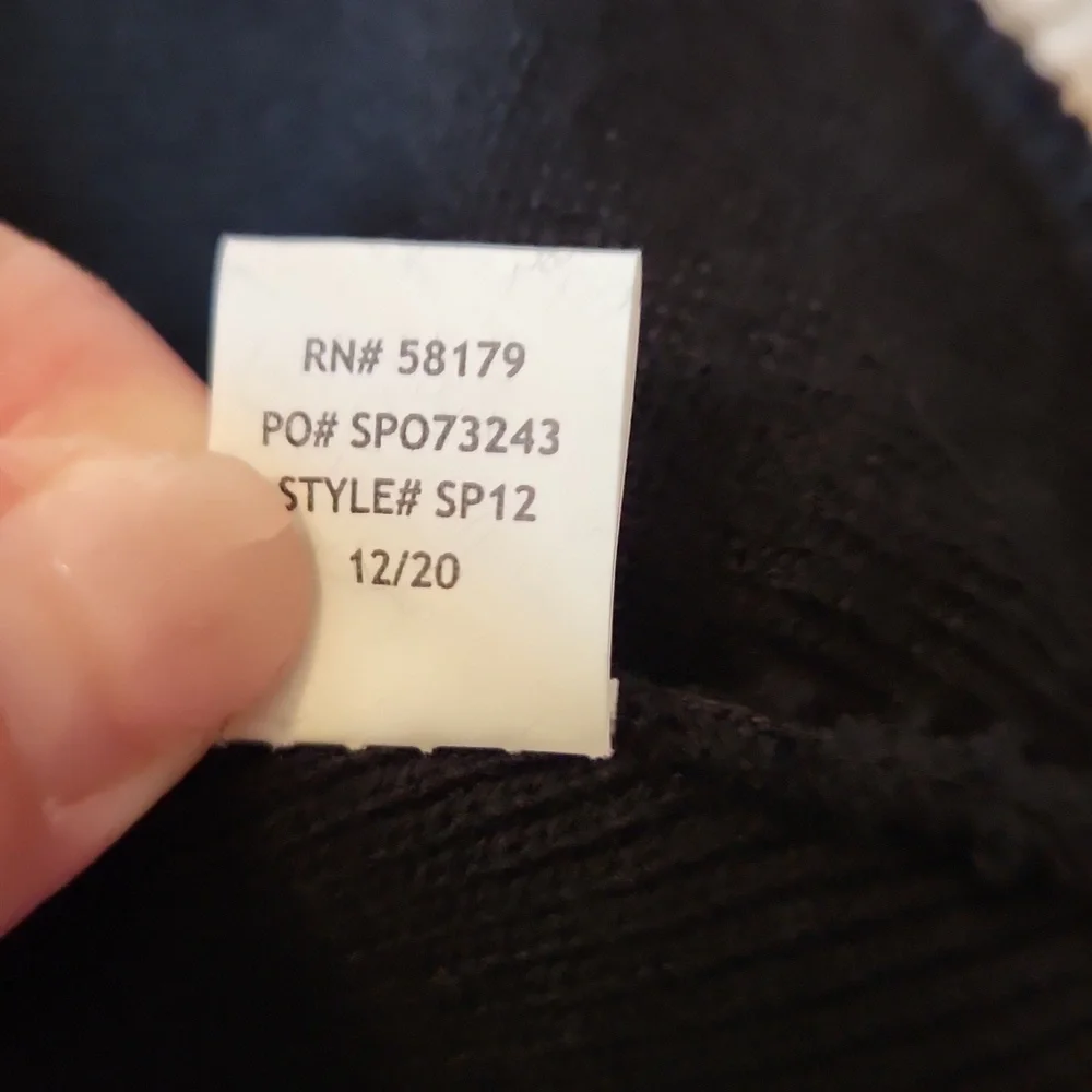 NWOT Big O Tires Winter Beanie Hat Black Red Gorpcore Ski Snow - Picture 7 of 7